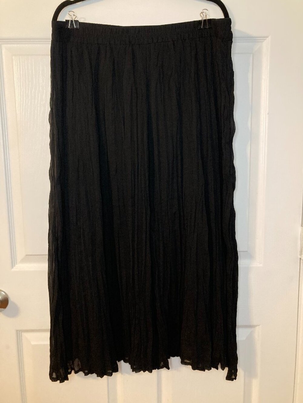 Roz & Ali Women's Black Crinkle Pleated Maxi Skirt - Size 2X